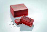 PCM 7.5 mm 至 52.5 mm 的 MKP 4 电容器