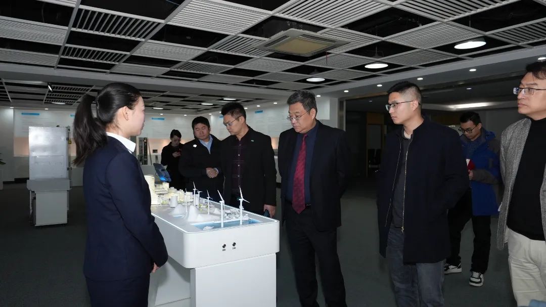 PCI可名智能制造专委会来访汇川苏州工厂，共同探索涂料制造智能化之路