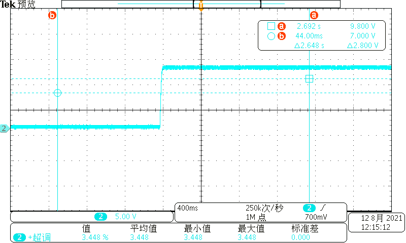 电压