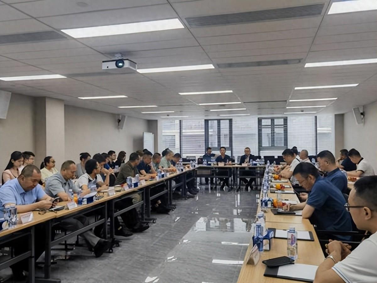 广东省磁性元器件行业协会成功召开第三届第七次理事会扩大会议