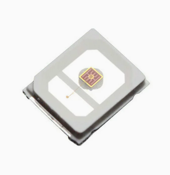 <b class='flag-5'>銀</b><b class='flag-5'>月光</b>：P3030P1VIRS26G025-660nm激光燈珠 賦能生發(fā)新世代