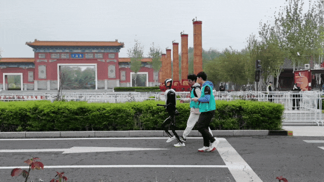 d5a744a0-1f73-11f0-9434-92fbcf53809c.gif