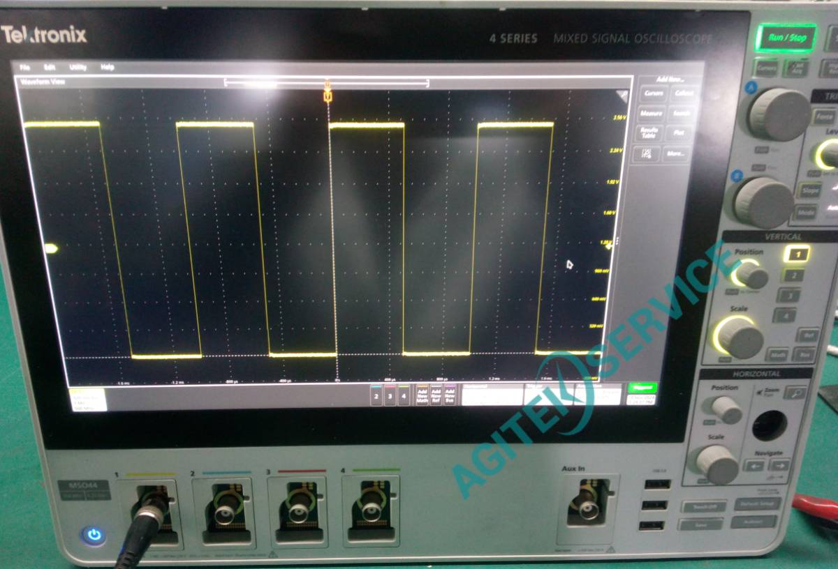 維修案例分享：Tektronix MSO44示波器屏幕不亮故障根源與修復(fù)過程