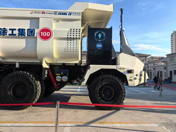瑞浦蘭鈞動(dòng)力系統(tǒng)賦能百臺(tái)無人電動(dòng)<b class='flag-5'>礦</b><b class='flag-5'>卡</b>！助力大型礦區(qū)綠色轉(zhuǎn)型