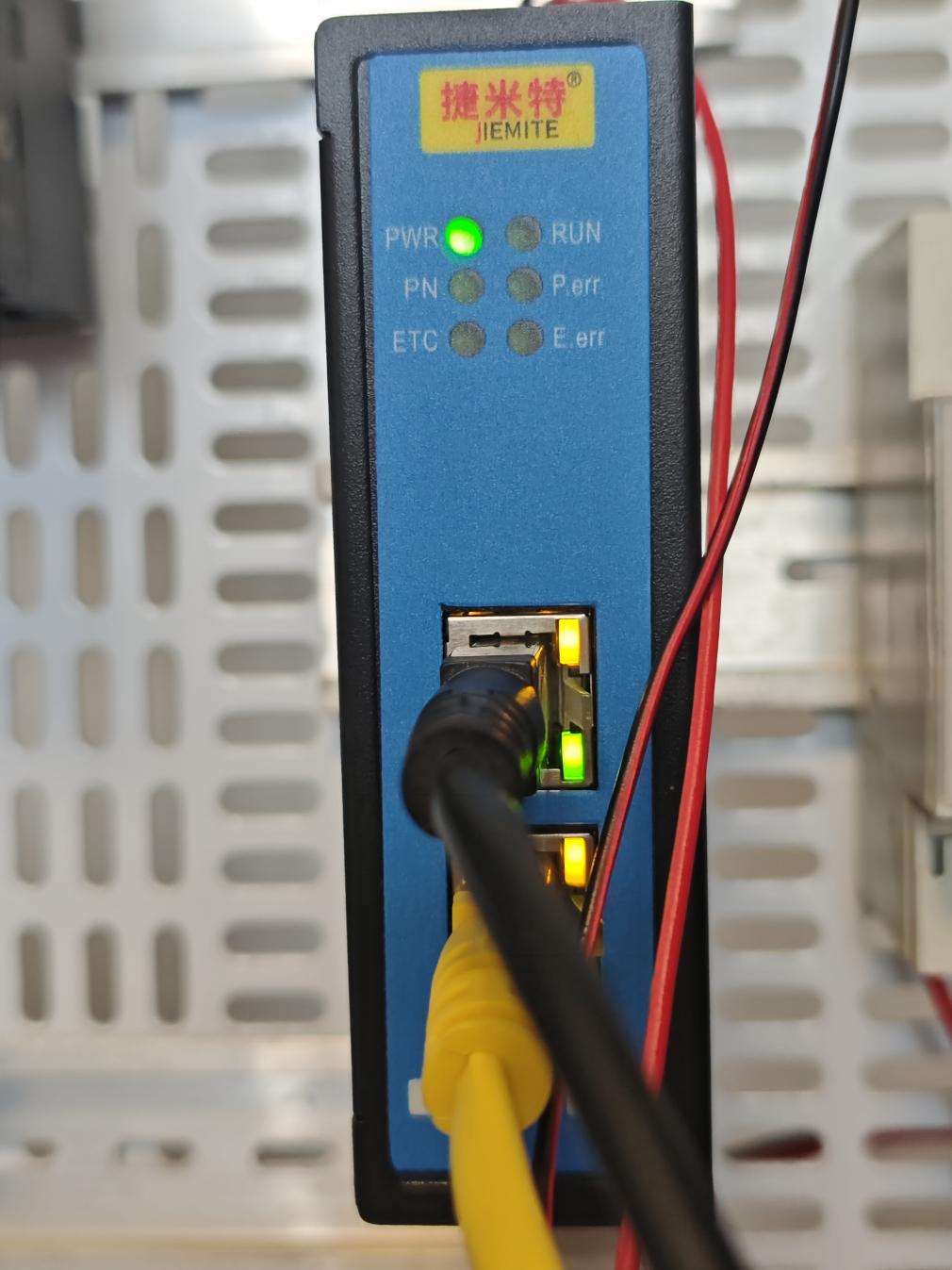 ProfibusDP轉(zhuǎn)MODBUS RTU網(wǎng)關(guān)：西門子S7-1500主站與臺(tái)達(dá)DVP PLC通信方案