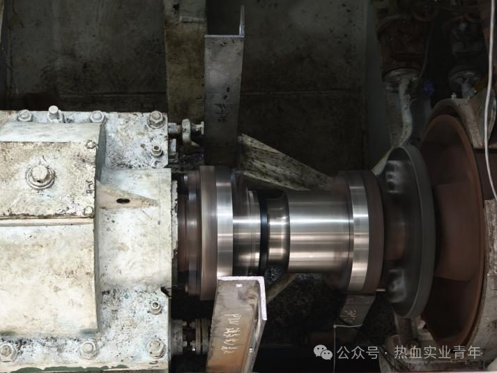 零的突破！國產(chǎn)高精度旋轉(zhuǎn)式大扭矩傳感器首次安裝出口