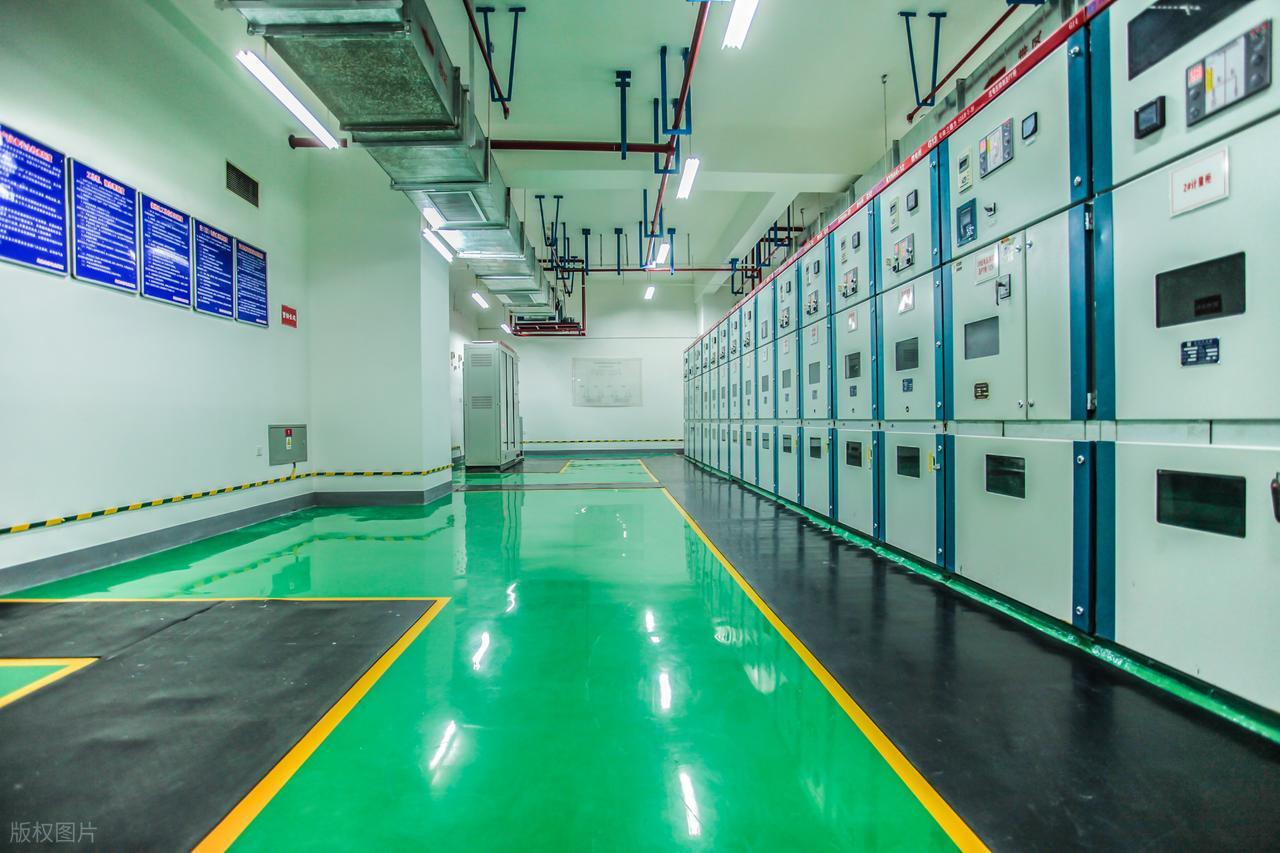 帶一鍵順控的綜合監(jiān)控<b class='flag-5'>裝置</b>為什么受到<b class='flag-5'>配電室</b>追捧