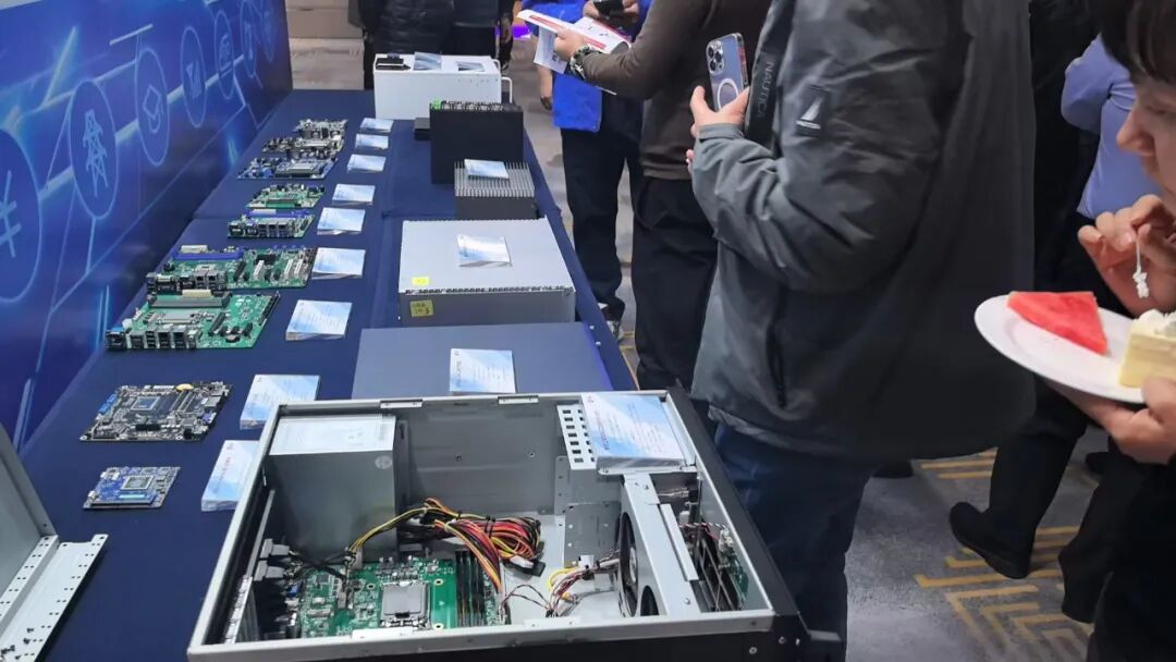 39759e08-ccf0-11f0-8ce9-92fbcf53809c.jpg