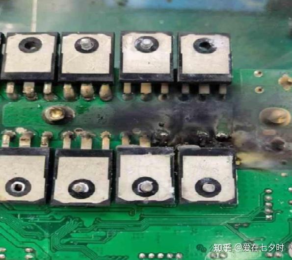 MOSFET