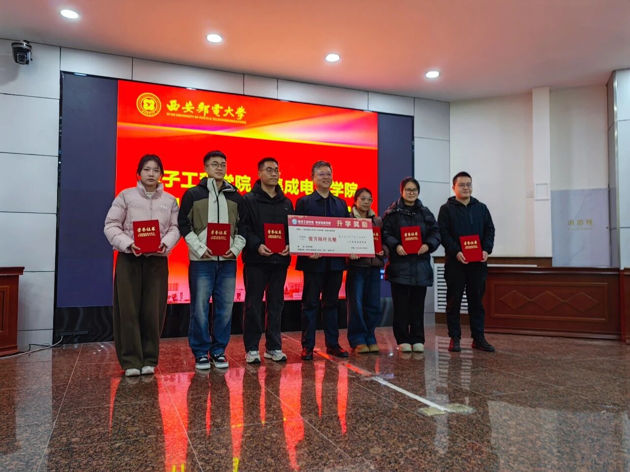 3379aebc-d66a-11f0-8ce9-92fbcf53809c.jpg