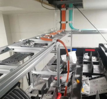 机房布线，上<b class='flag-5'>走</b><b class='flag-5'>线</b>、下走<b class='flag-5'>线</b>，哪个好？