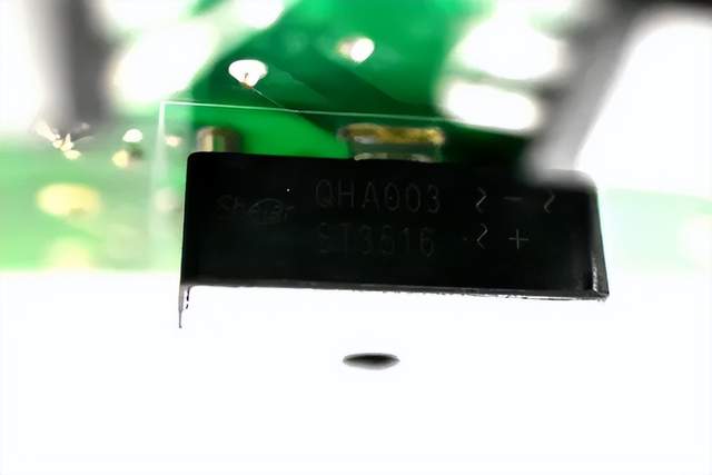 wKgZO2ltojSASbGGAAA4g8YqiVs432.jpg