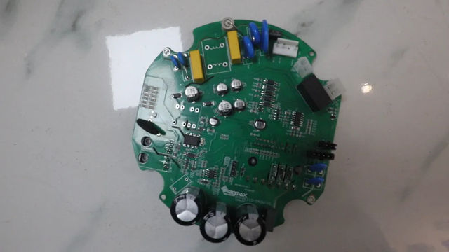 wKgZPGlxiMaAT4PWAANoFt91krM510.jpg