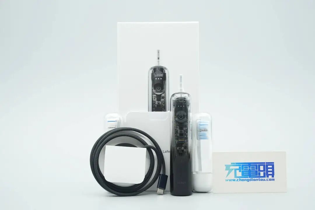 案例分析：徕芬15W USB-C无线磁吸充电底座