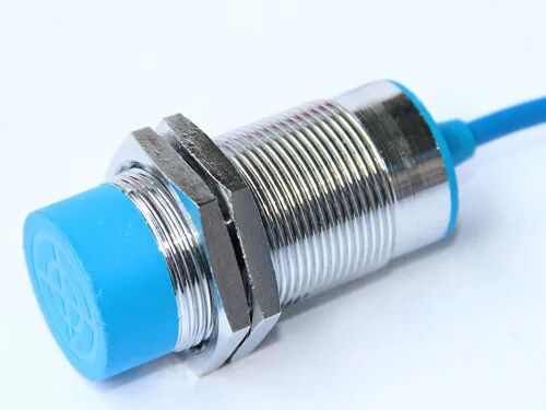 连接器