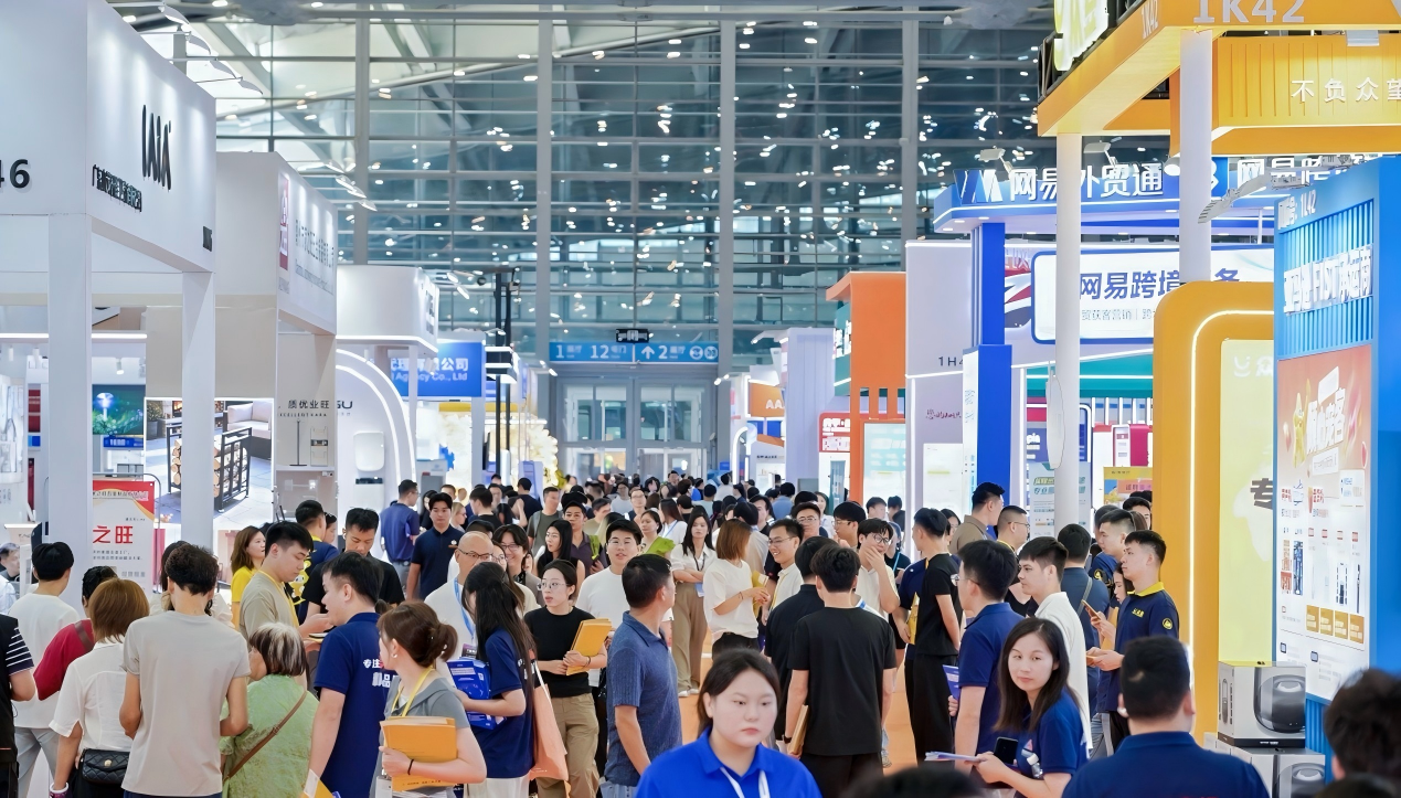 磐石出海亮相深圳国际IEAE展:深度剖析出海B2B GEO新范式