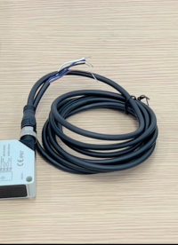 蘭寶傳感大方形PTE光電傳感器NPN+PNP常開/常閉高精度接近開關(guān)操作教程講解#傳感器 #電子愛好者 