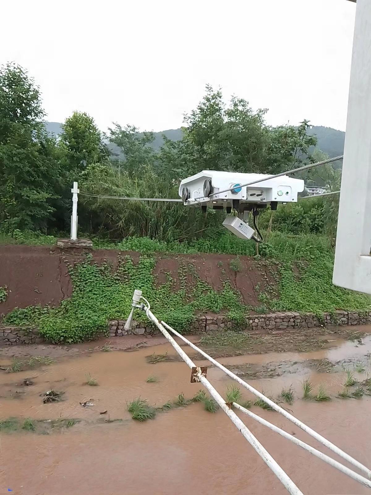 從 1m 到 300m 深度，雙軌式<b class='flag-5'>雷達</b>波測流系統(tǒng)精準掌控水下<b class='flag-5'>流速</b>