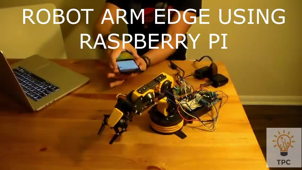可以用手机做姿态控制的机械手臂#树莓派开发 