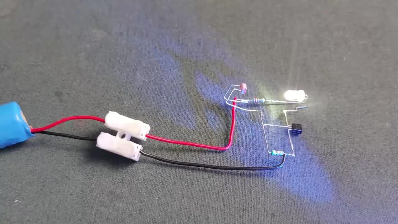 DIY一个简单的光敏开关电路