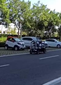 第4集 |  去年夏天偶遇試驗中的無人車