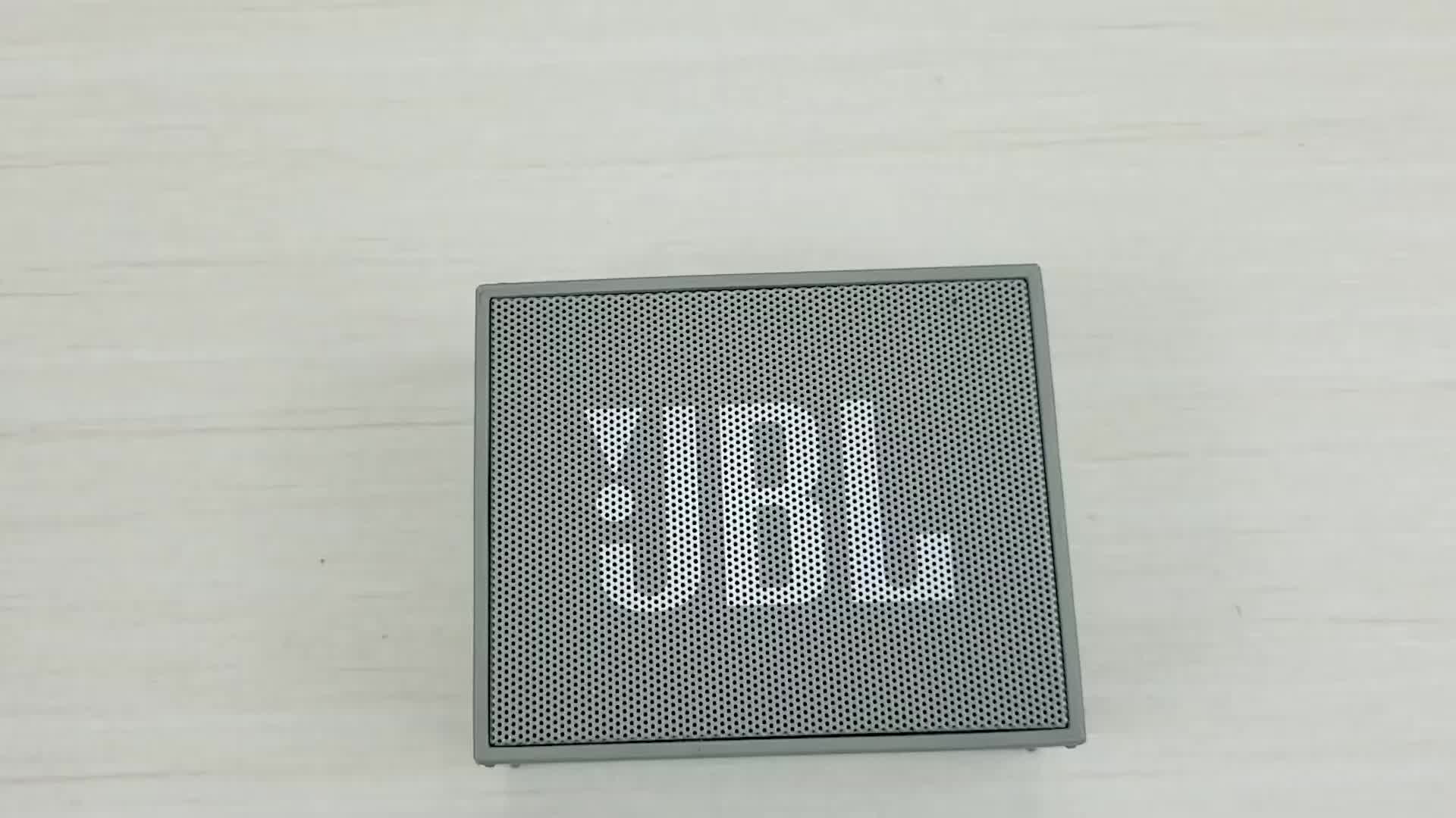拆解JBL藍牙音箱，看看大品牌一百多元產(chǎn)品的內部做工和細節.#硬核拆解 