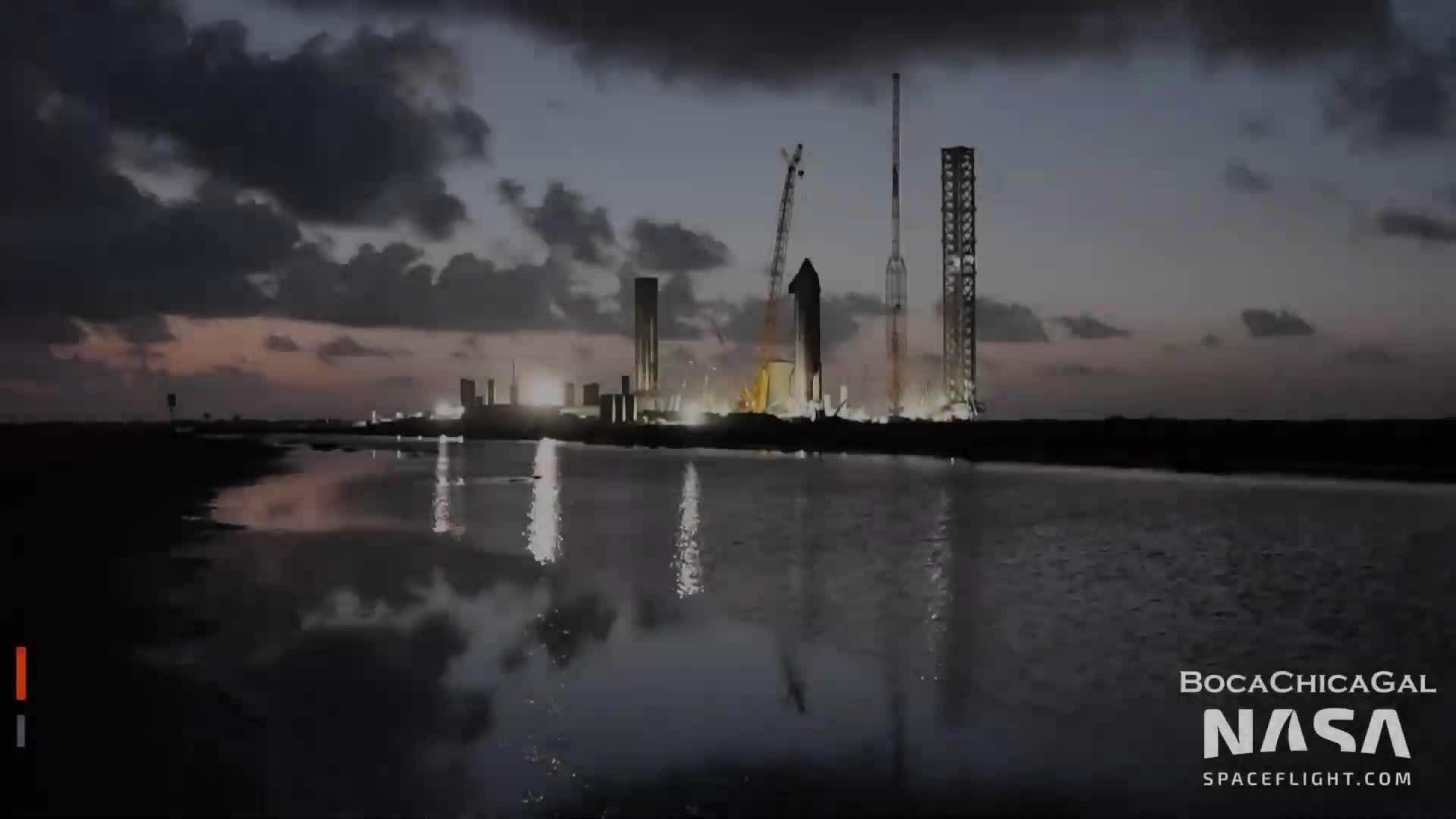 【中文浓缩】SpaceX星舰基地启动新工程，疑似新的高机库开始建设