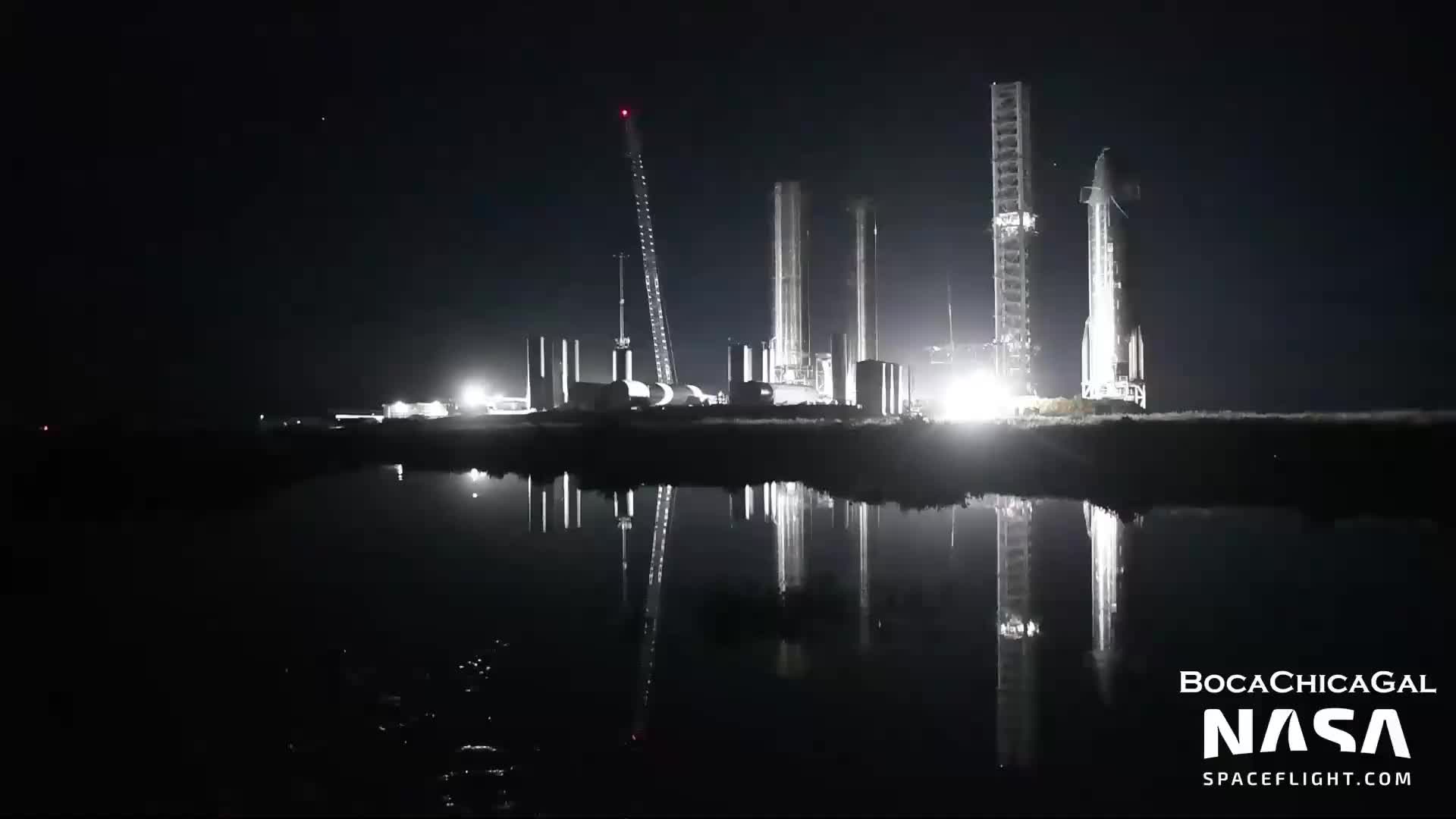 【中文浓缩】SpaceX星舰20静态点火测试多角度回放，两个测试罐体运到发射场1