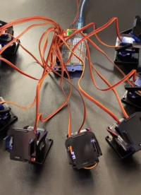 Arduino 16路舵機驅動板，適合DIY，可以同時控制16個9克舵機