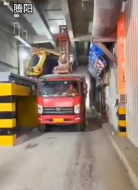 騰陽機械手裝車，省時省力，工廠實拍