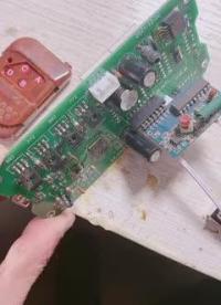 44_帶遙控的逆變器，遙控調節電流，頻率，遙控替代手捏開關，自帶正弦波逆變，功能強大