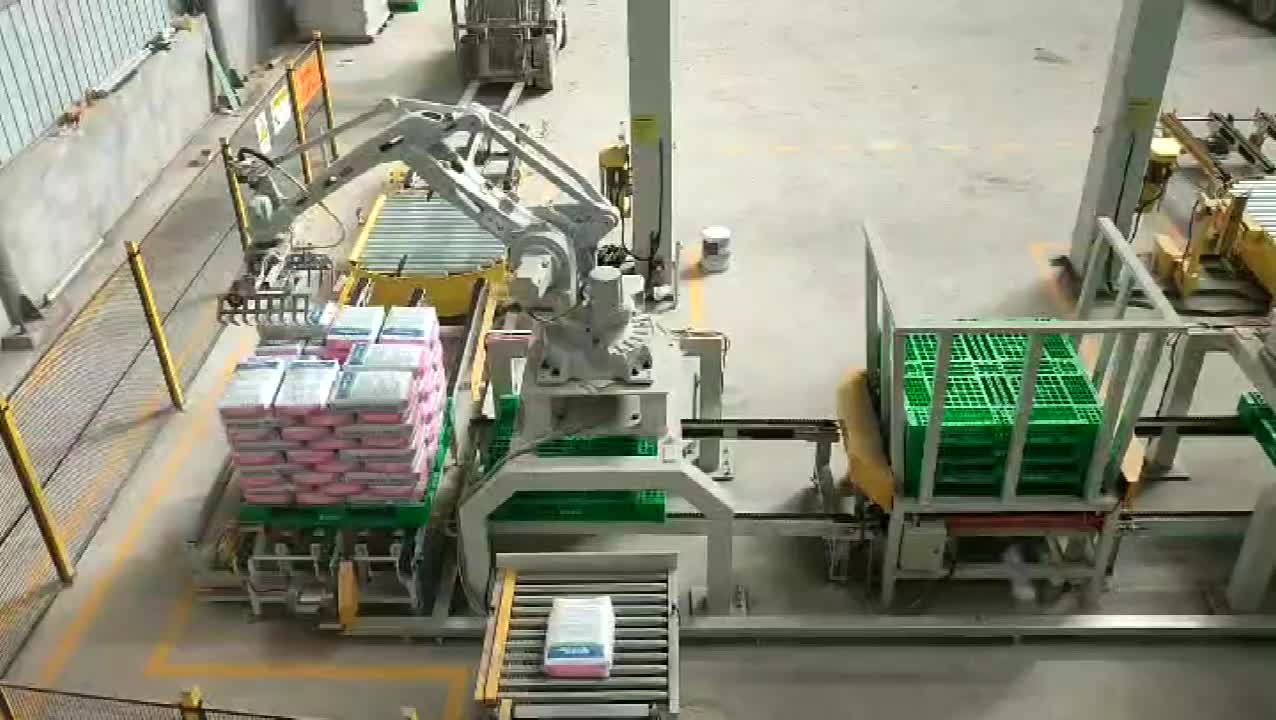 山东泰安腻子粉码垛机，自动化生产线#机器人 