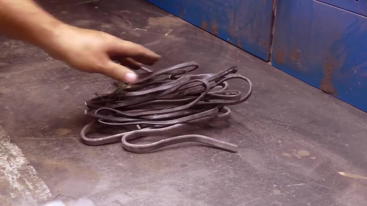用廢舊銅電線制作一把漂亮的小銅錘哪天用壞了再回爐重造快手星耀計(jì)劃? #硬聲創(chuàng)作季 