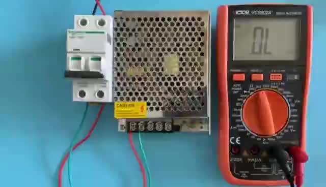 #硬声创作季  小知识：开关电源怎么调整输出电压？很多老电工用了十几年都不知道这功能