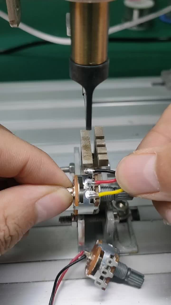旋钮开关焊线,给不会焊锡的一个机会！#自动焊锡机#开关焊锡机#后焊插件焊锡机 #硬声创作季 