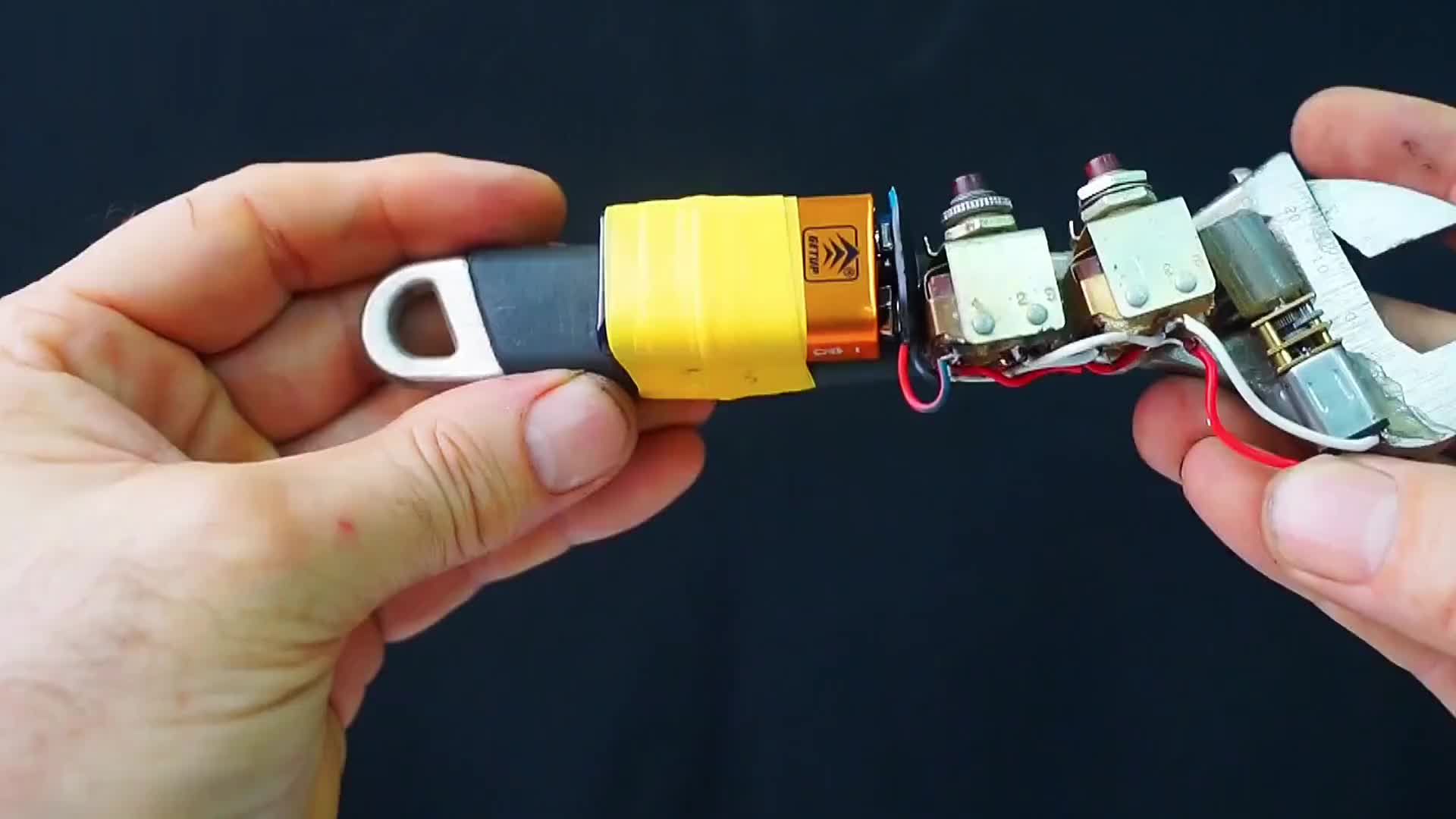 #硬聲創(chuàng)作季  制作扳手改電動(dòng)的