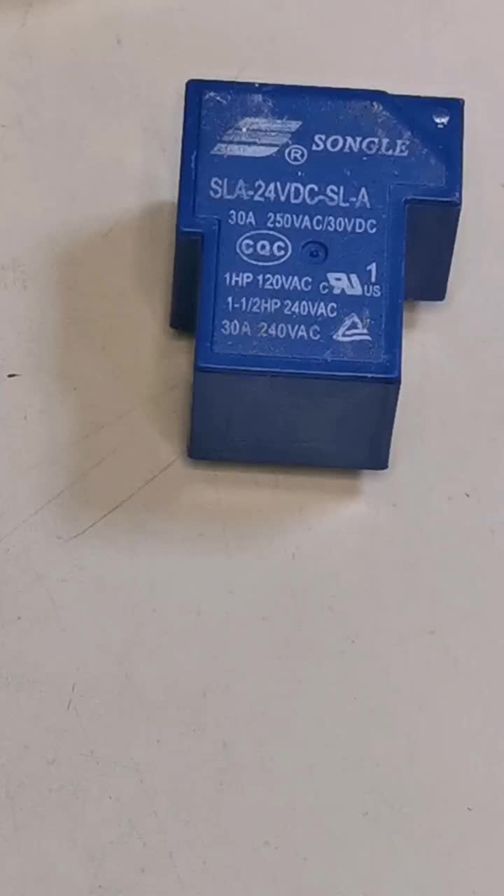 舉例說明各種繼電器面板文字符號和參數(shù)識別#為電子電工初學(xué)者和愛好者#電工知識#繼電器#硬聲創(chuàng)作季 