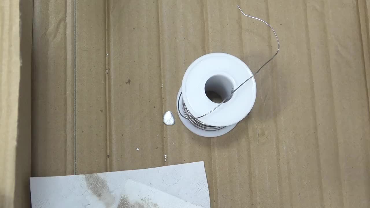 指正焊接新手的错误焊法和演示正确焊法详细讲解 #电子电工 #电子爱好者 #电路 #维修 #电器#硬声创作季 