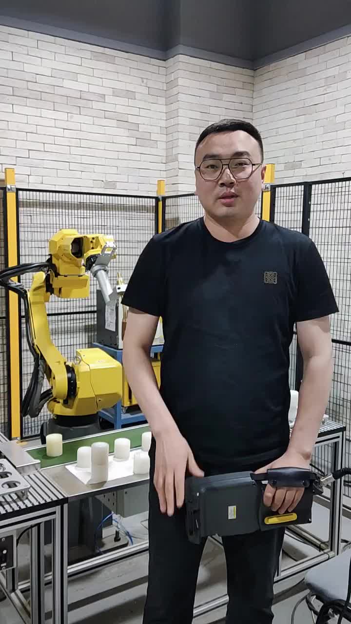 发那科机器人变量和程序添加注释 #工业机器人培训 #黑龙江工业机器人培训 #智能制造  @工控#硬声创作季 