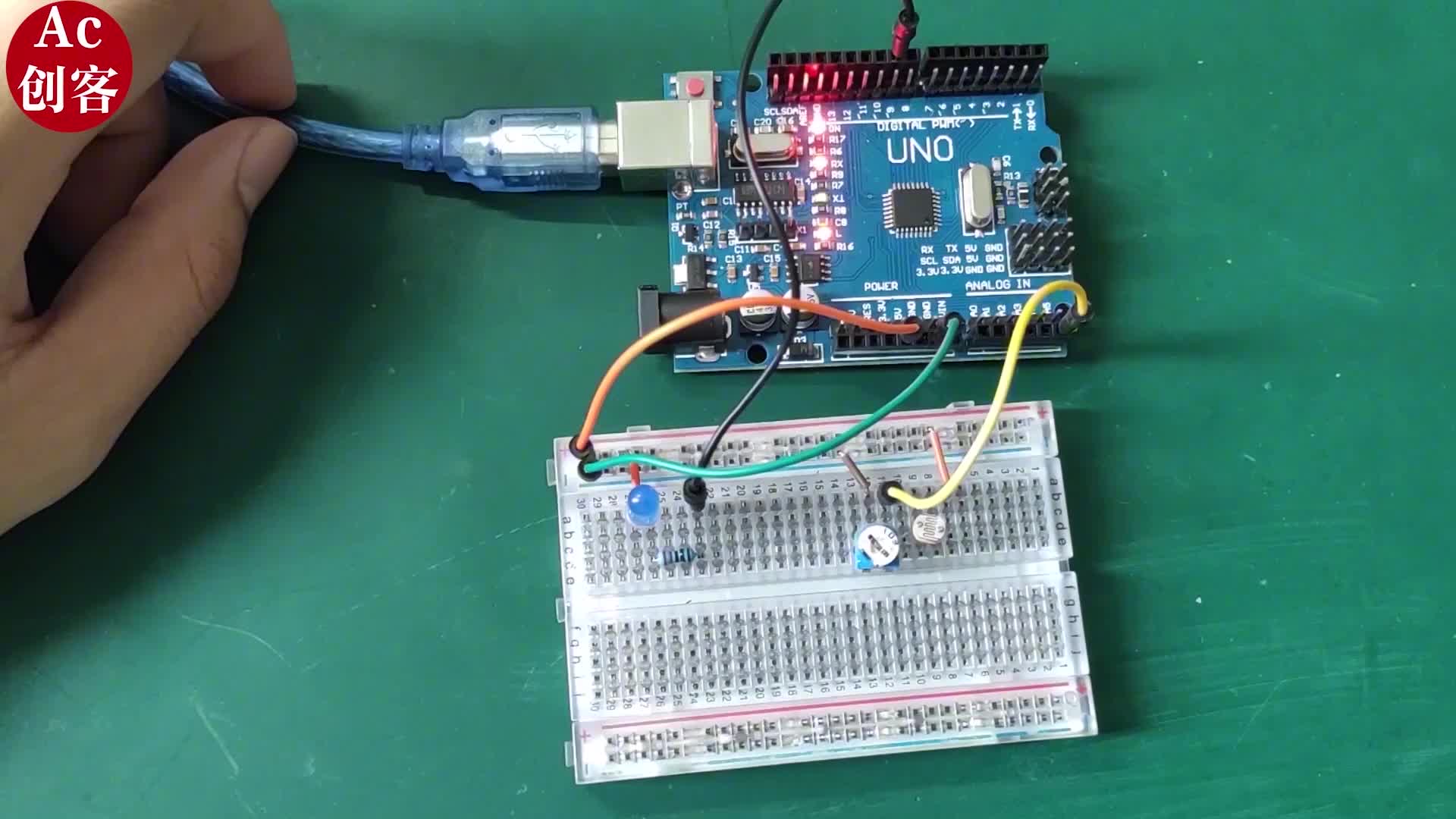 Arduino入门10：制作一个光控灯，用继电器模块控制家中的节能灯#硬声创作季 