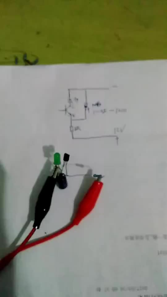 3xygc9yugt8rjum_利用三极管的反向击穿特性，工作电压12 18伏，工作原理，12伏电阻经过10k