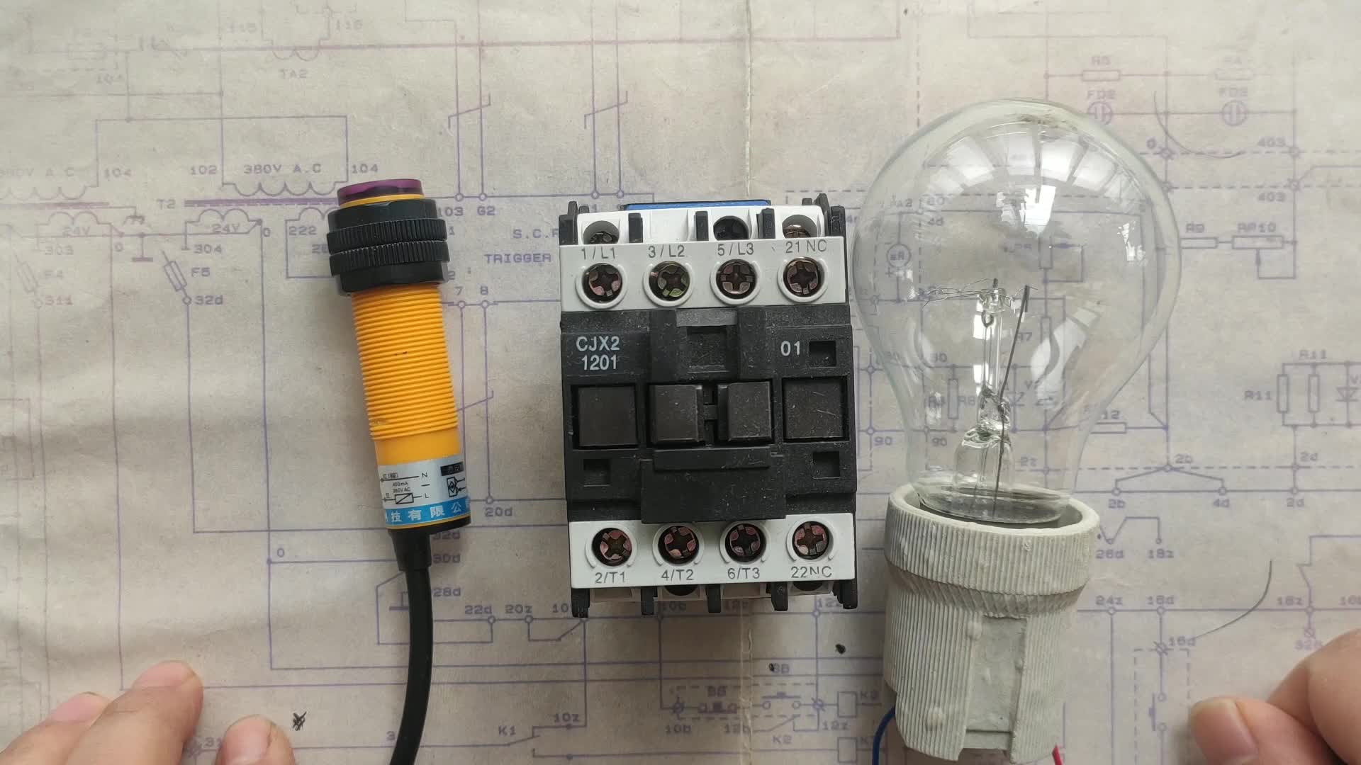 光电开关应用在什么场合？可以控制电动机吗？实操接线分享给你#硬声创作季 
