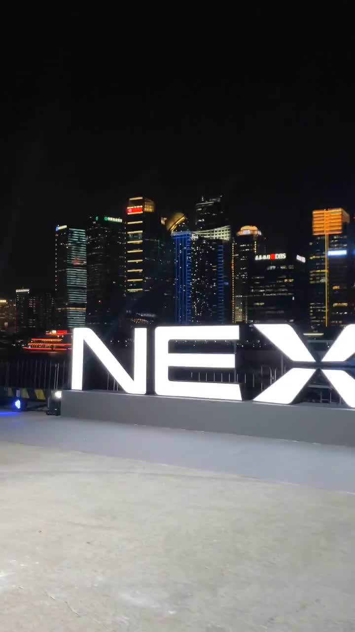 #硬声创作季 vivo NEX3现场上手，看完有什么想问的吗？#手机 