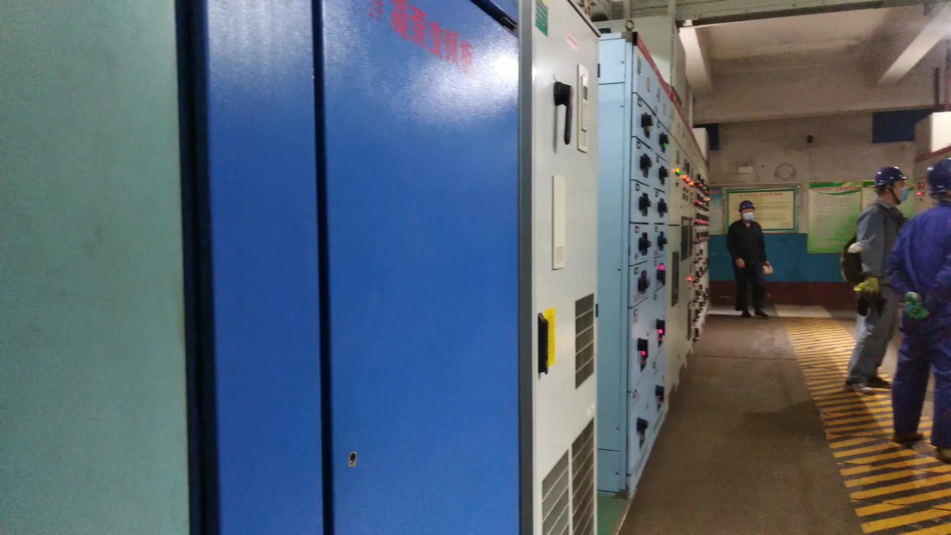 维修电工维护低压配电箱，发现了什么问题？#硬声创作季 