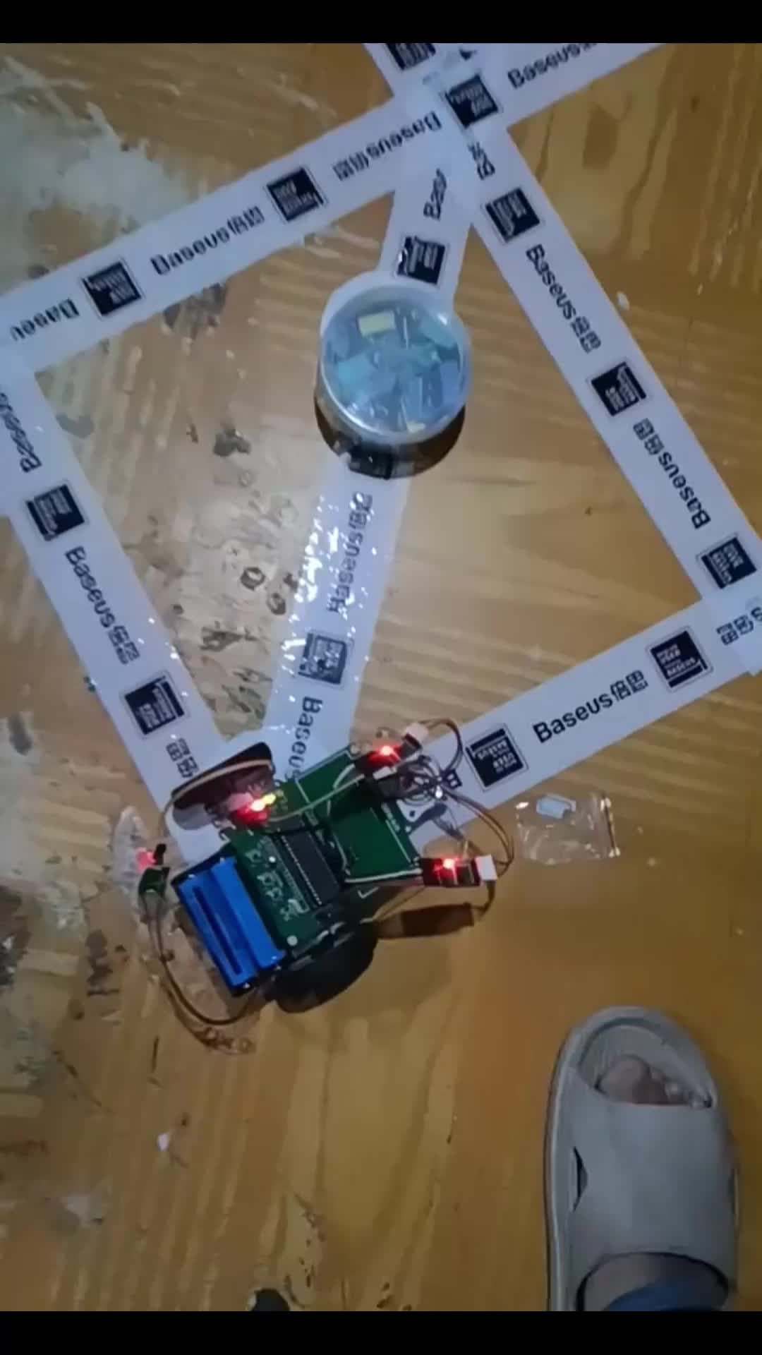 自動繞障行走小車#硬聲創作季 #嵌入式開發 #電子制作 #