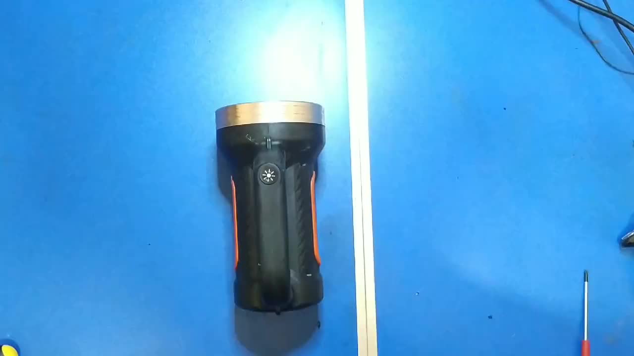 修個(gè)破手電，都需要強(qiáng)大裝備# 硬聲創(chuàng)作季