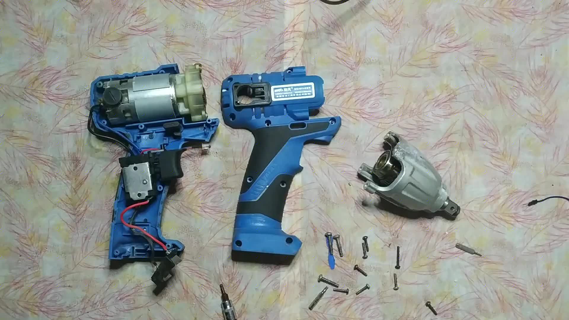 你看看我這個德國進口的值多少錢啊# 硬聲創作季