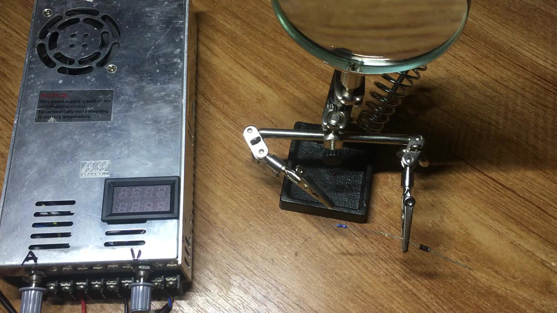 利用二極管特性制作鉗位電路實(shí)際演示講解，日常應(yīng)用非常廣泛！#硬聲創(chuàng)作季 
