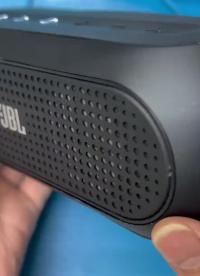 #藍牙音箱  拆解維修JBL TURBO藍牙音箱，解決不充電不開機問題