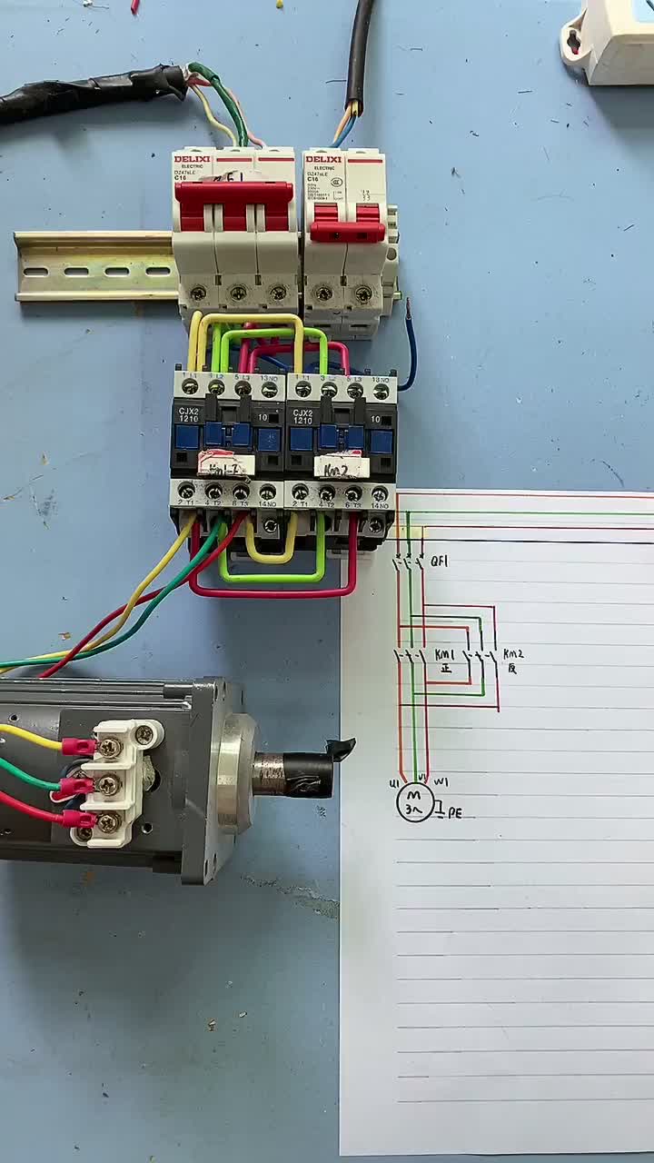 電工知識(shí)：三相電機(jī)正反轉(zhuǎn)控制回路#電工 